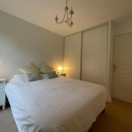 Outstanding Apartment Honfleur